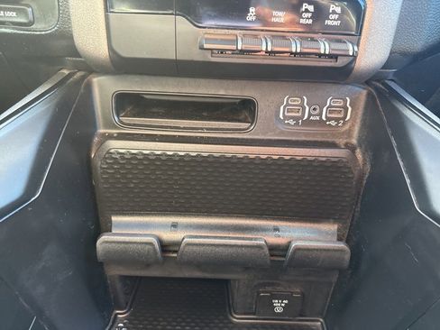 Used 2023 RAM 1500 Big Horn image 38