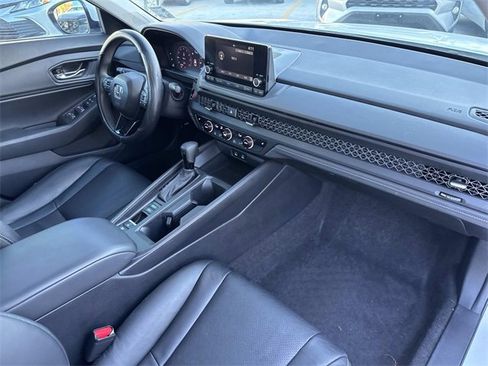 Used 2024 Honda Accord EX image 12
