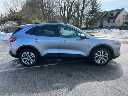 Used 2022 Ford Escape SEL image 12