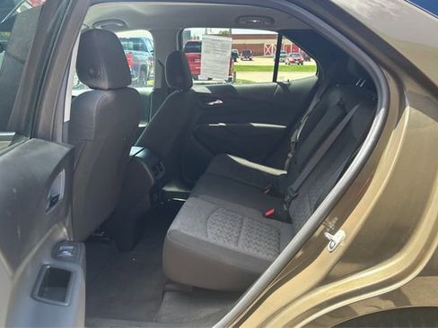 Used 2023 Chevrolet Equinox LT AWD/4WD image 10