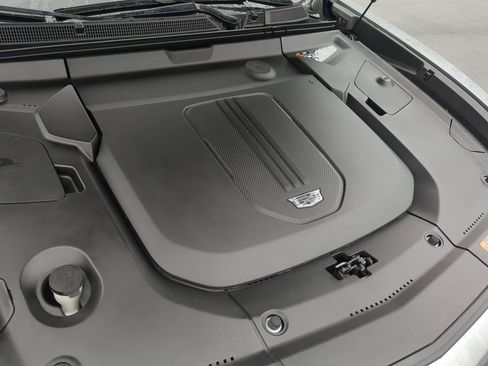 Certified 2024 Cadillac Lyriq Tech w/ LPO, Floor Liner Package AWD/4WD image 29