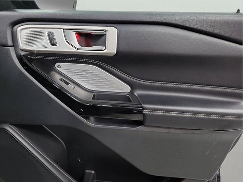 Used 2021 Ford Explorer ST w/ Equipment Group 401A image 16