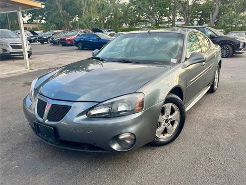 Used 2005 Pontiac Grand Prix w/ Drivers Plus Package image 10