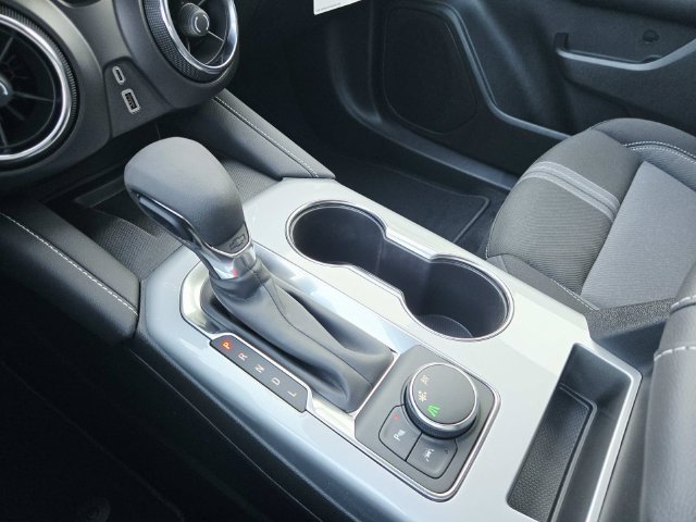 New 2026 Chevrolet Blazer LT w/ Convenience Package FWD image 28