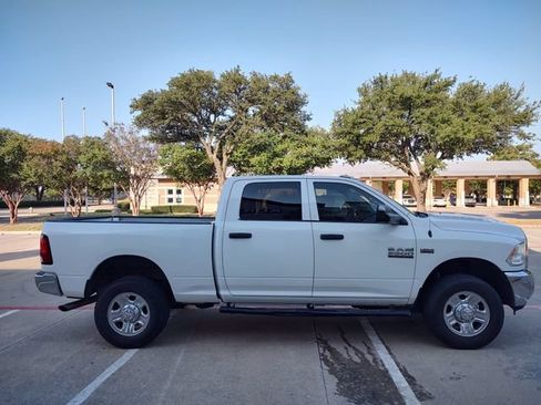 Used 2017 RAM 2500 Tradesman w/ Chrome Appearance Group AWD/4WD image 2