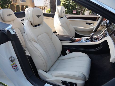 New 2026 Bentley Continental GTC AWD/4WD image 19