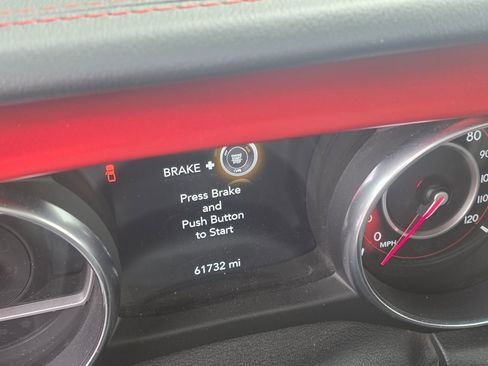 Used 2021 Jeep Gladiator Rubicon image 9