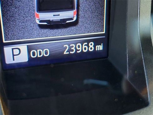 Used 2023 Toyota Tacoma TRD Sport image 27