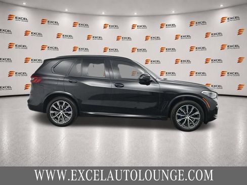 Used 2023 BMW X5 xDrive40i w/ Executive Package AWD/4WD image 6