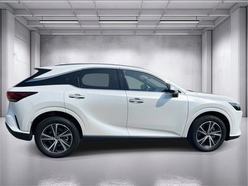 Used 2025 Lexus RX 350 Premium w/ Accessory Package (Z1) FWD image 2