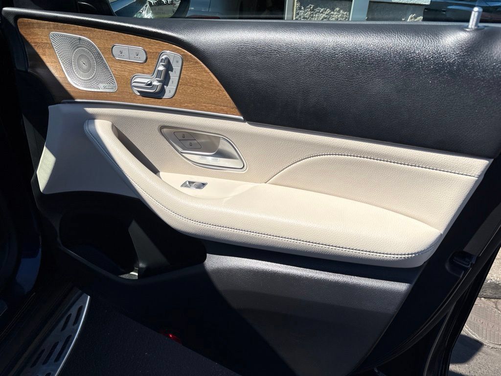 Used 2022 Mercedes-Benz GLE 450 4MATIC image 22