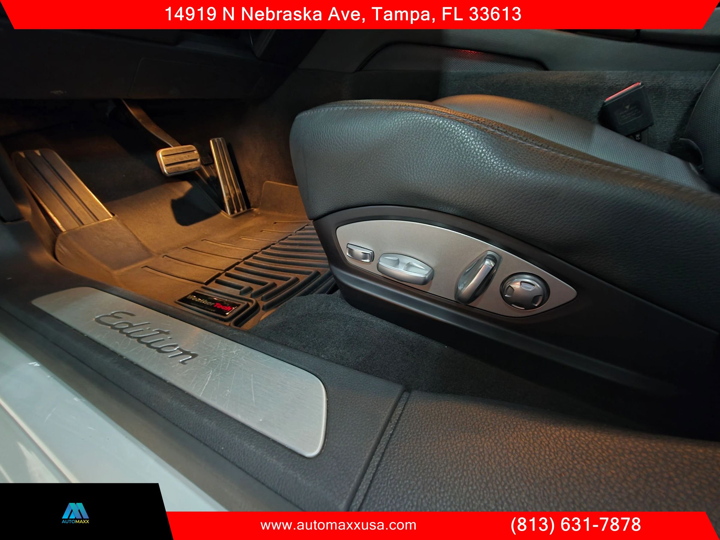 Used 2016 Porsche Panamera AWD/4WD image 30