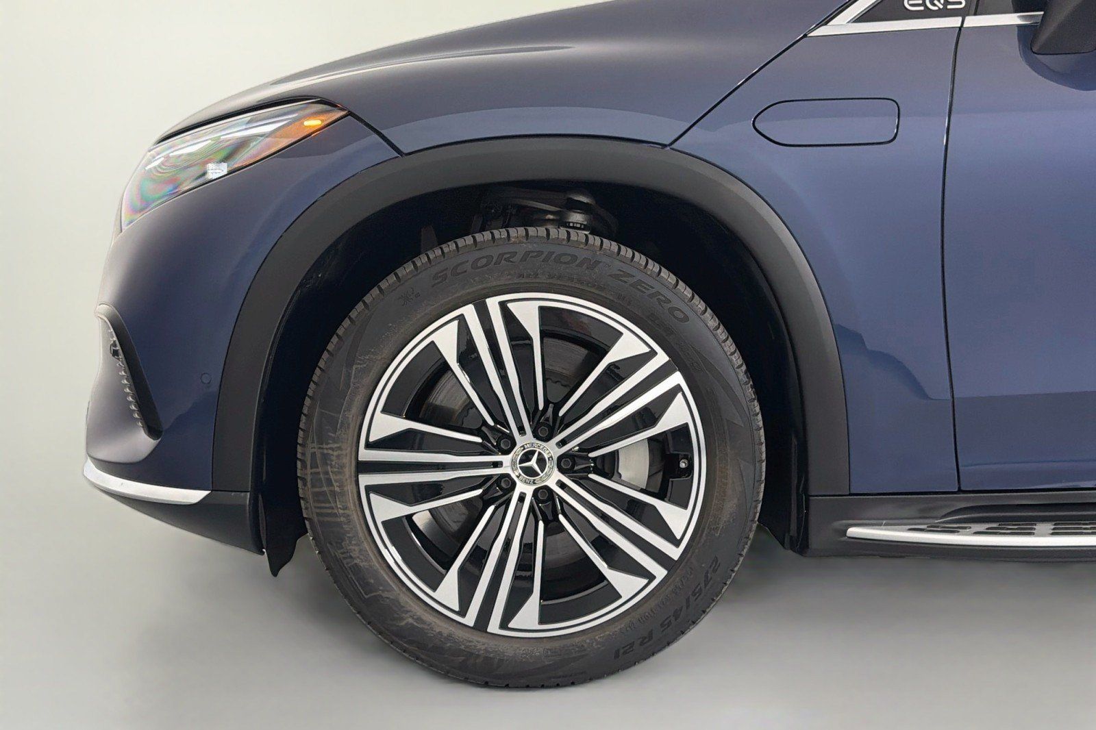 Certified 2024 Mercedes-Benz EQS 450+ SUV image 12