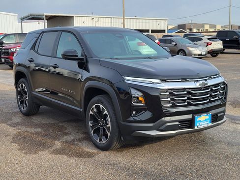 New 2026 Chevrolet Equinox LT w/ Safety and Technology Package FWD image 7