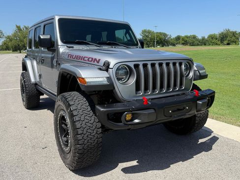 Used 2021 Jeep Wrangler Unlimited Rubicon AWD/4WD image 2