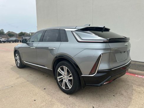 Used 2024 Cadillac Lyriq Tech w/ LPO, Floor Liner Package RWD image 5