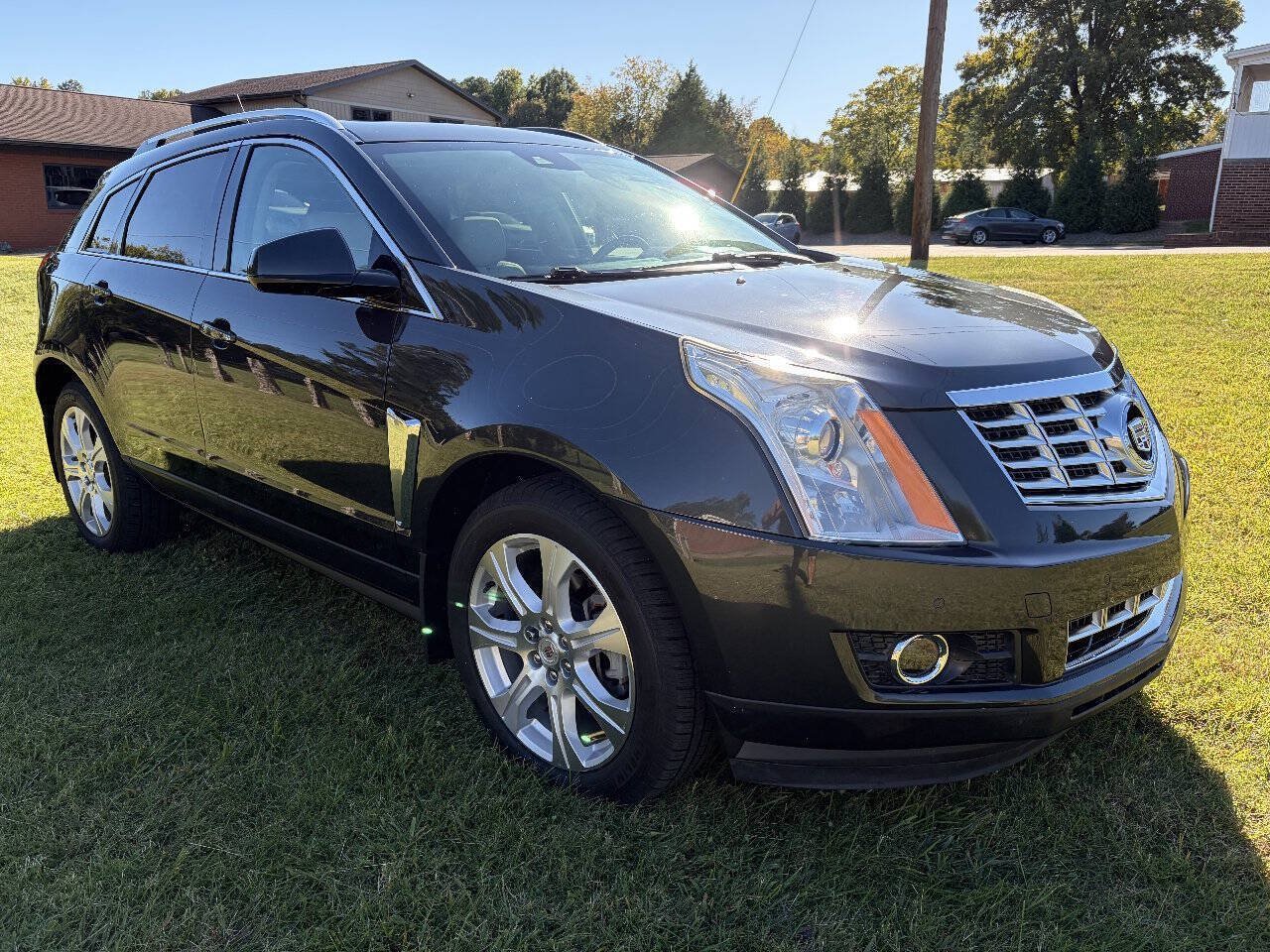 Used 2015 Cadillac SRX Performance w/ Driver Awareness Package FWD image 5