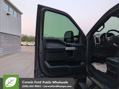 Used 2022 Ford F350 Lariat w/ Tremor Off-Road Package AWD/4WD image 10