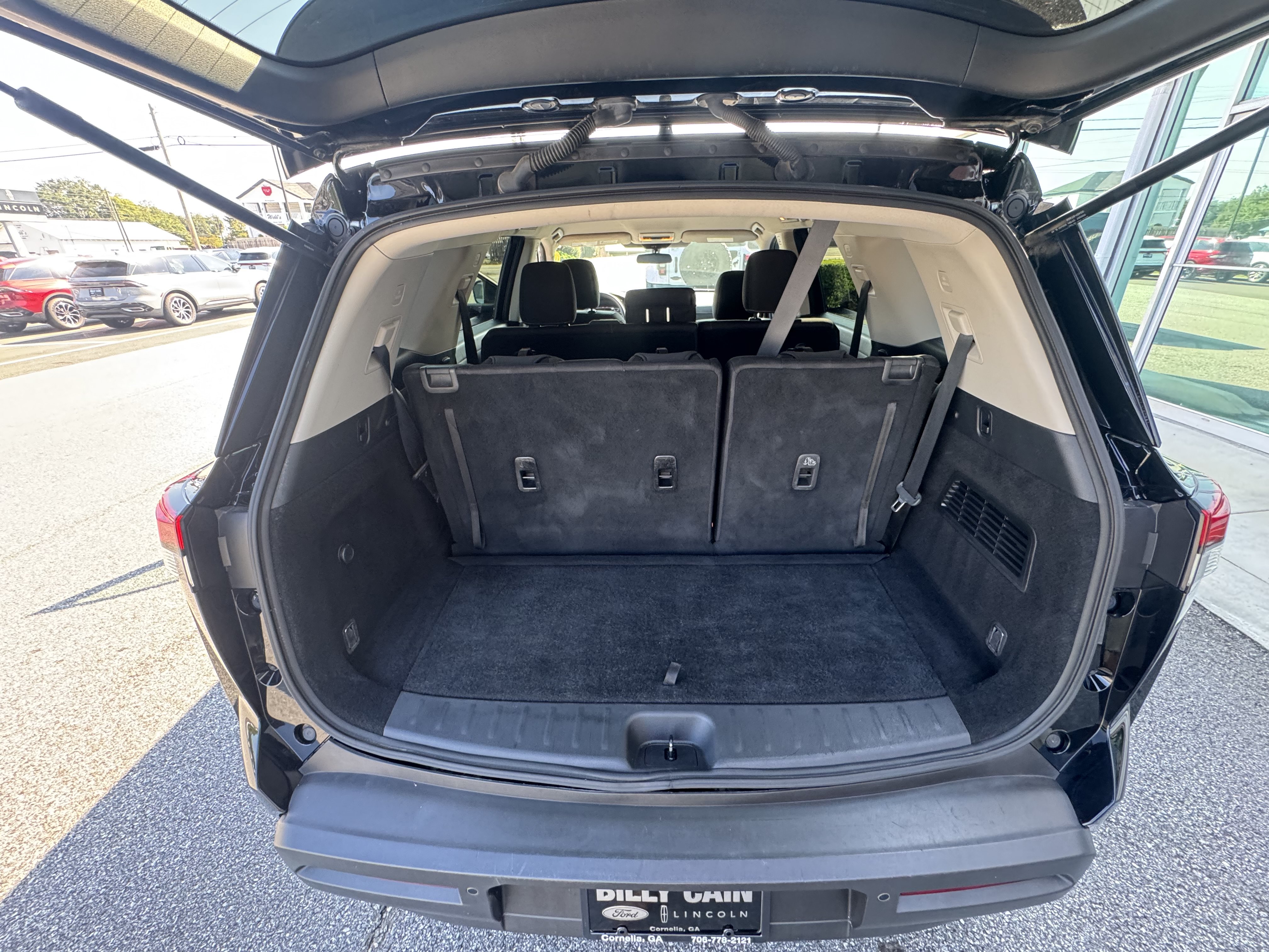 Used 2022 Nissan Pathfinder S AWD/4WD image 12