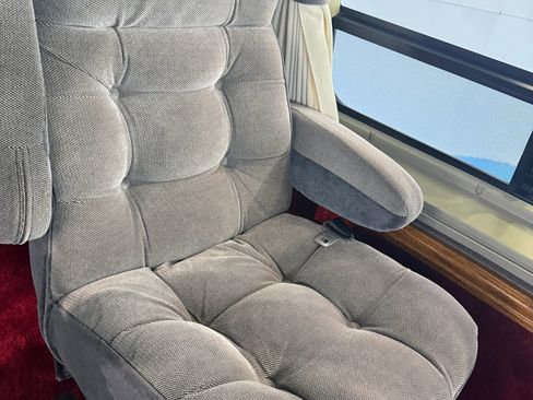 Used 1988 Ford E-150 and Econoline 150 RWD image 34