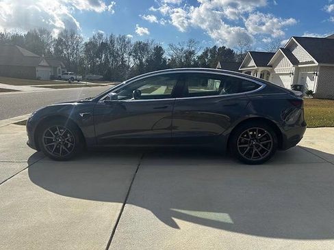 Used 2019 Tesla Model 3 Long Range image 5