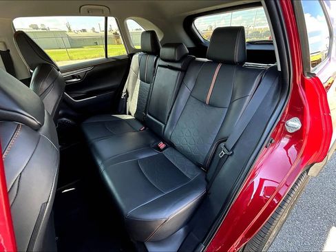 Used 2023 Toyota RAV4 Adventure image 37