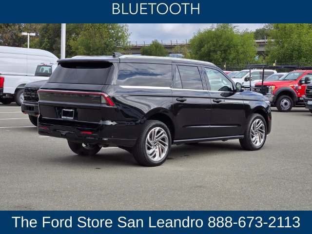 Used 2025 Lincoln Navigator L Reserve AWD/4WD image 9