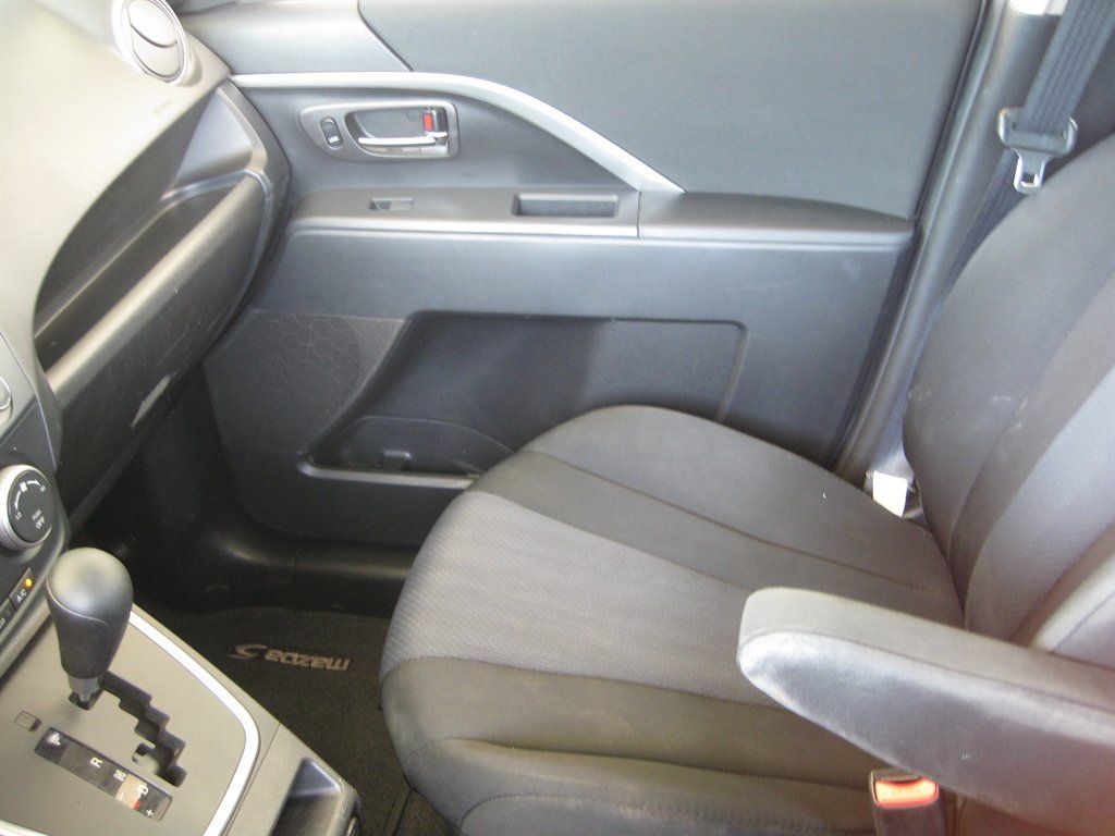 Used 2015 MAZDA MAZDA5 Sport FWD image 20