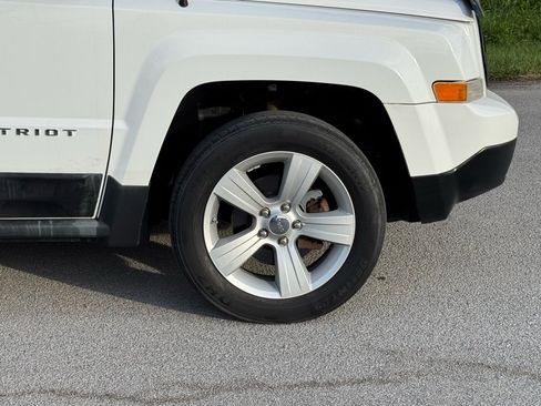 Used 2011 Jeep Patriot Latitude image 3