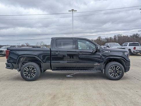 New 2026 GMC Sierra 1500 AT4 w/ AT4 Premium Package image 6
