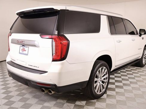Used 2022 GMC Yukon XL Denali AWD/4WD image 22