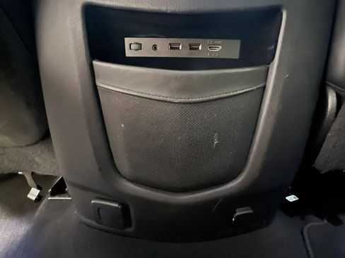 Used 2020 Cadillac Escalade Platinum RWD image 22