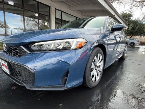 New 2026 Honda Civic LX image 9