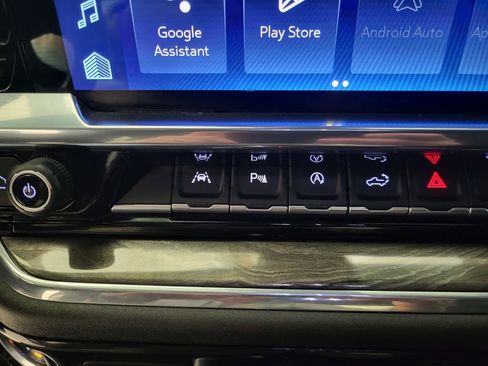 Used 2024 Chevrolet Silverado 1500 LTZ w/ Z71 Off-Road Package image 12