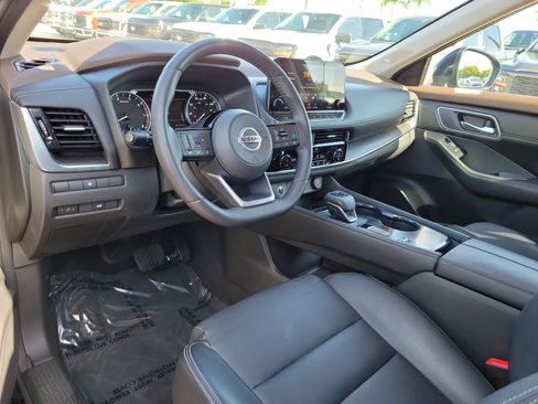 Used 2021 Nissan Rogue SL w/ Premium Package FWD image 13