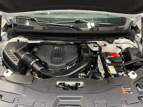 Used 2025 Chevrolet Traverse LT w/ Sun and Wheel Package AWD/4WD image 29