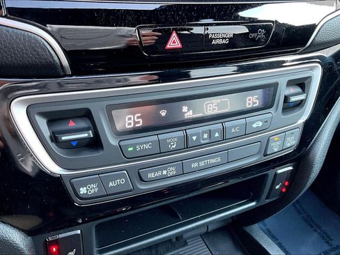 Used 2023 Honda Ridgeline Black Edition image 40