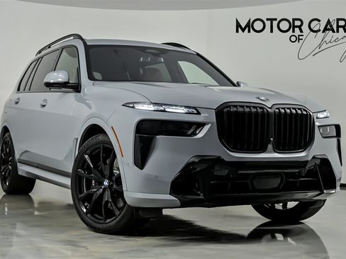 Used 2024 BMW X7 xDrive40i w/ M Sport Package AWD/4WD image 1