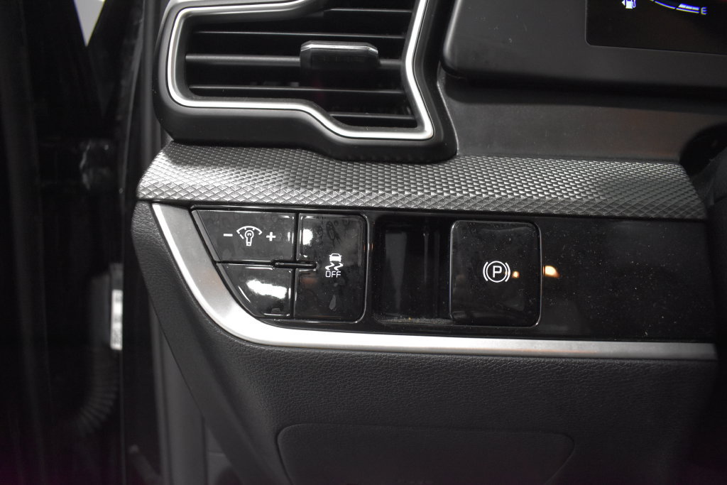 Used 2024 Kia Sportage LX FWD image 18