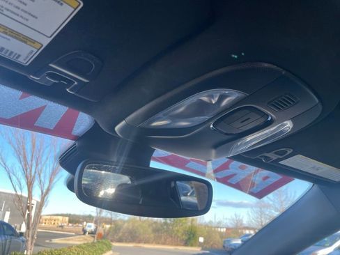 Used 2023 Jeep Compass Limited image 20