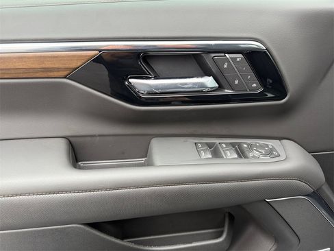 New 2026 Chevrolet Tahoe High Country image 10