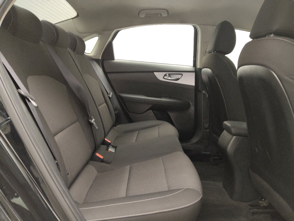 Used 2022 Kia Forte LXS w/ LXS Technology Package FWD image 19