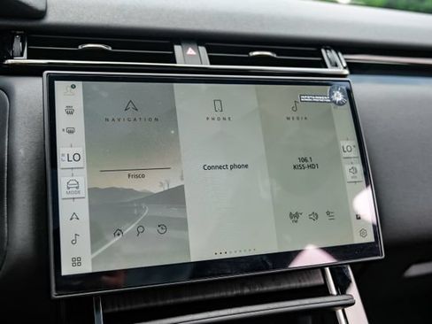 Used 2025 Land Rover Range Rover Velar Dynamic SE AWD/4WD image 35