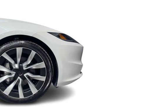 Used 2024 Tesla Model 3 Standard Range image 8