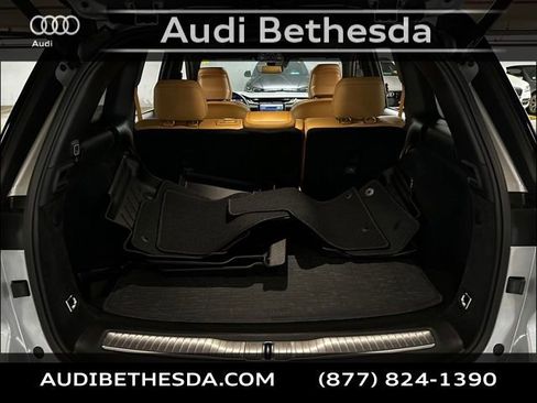 Used 2024 Jeep Grand Cherokee Summit image 10