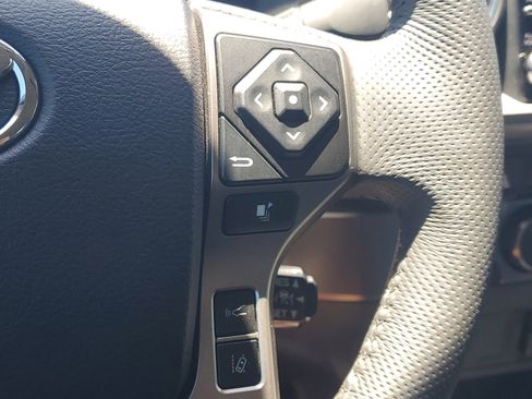 Certified 2021 Toyota Tacoma SR5 RWD image 24
