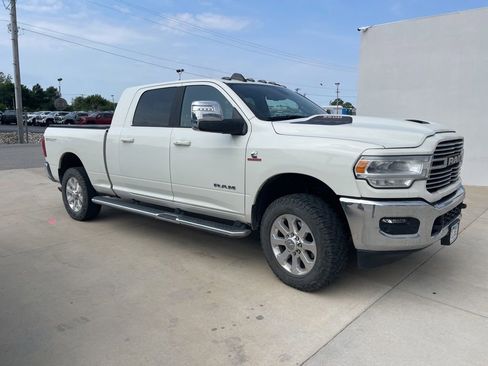 Used 2024 RAM 3500 Laramie w/ Sport Appearance Package AWD/4WD image 2