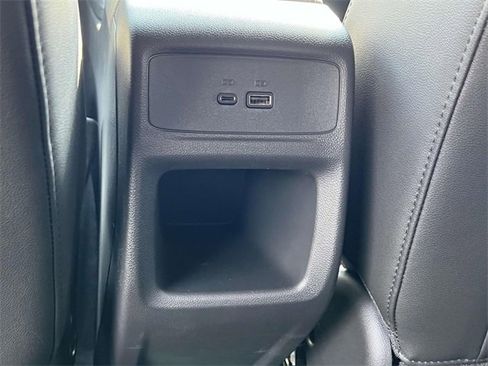 Used 2025 Buick Envista Preferred w/ Convenience I Package image 14