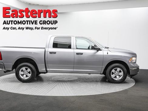 Used 2023 RAM 1500 Classic SLT w/ Trailer & Traction Group image 4