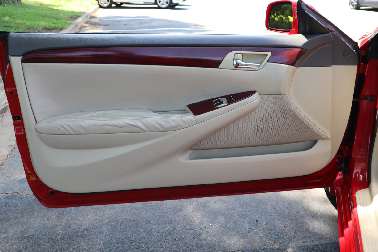 Used 2004 Toyota Solara SLE FWD image 8